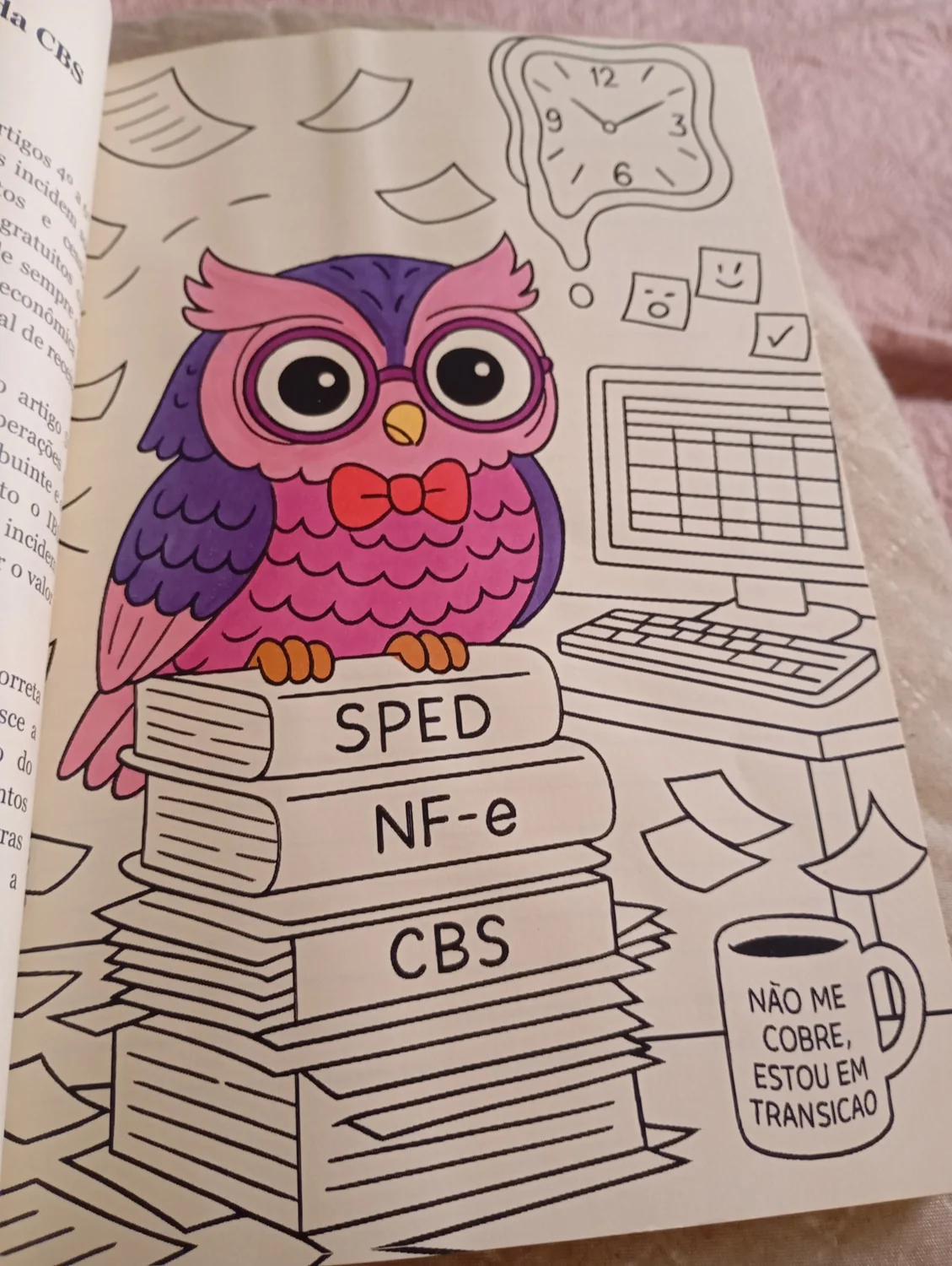 Ilustração de coruja colorida com referências a SPED, NF-e e CBS